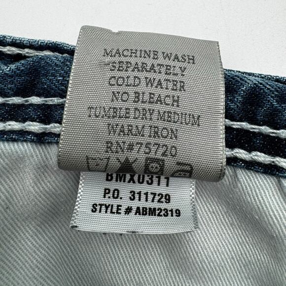 BKE DENIM Men's 33X28 Tyler Straight Blue Jeans Distressed Cowboy Buckle Short - Picture 6 of 11